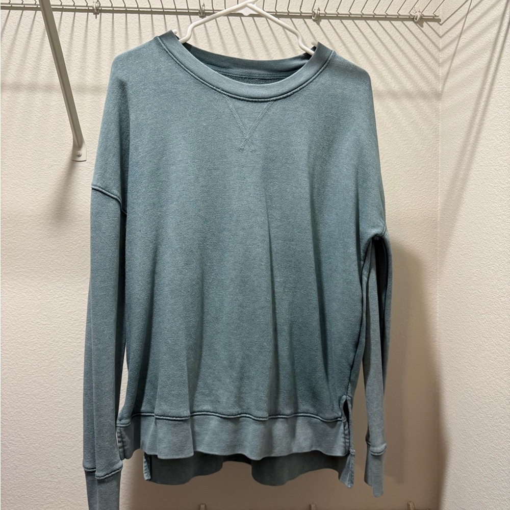 Time and Tru Women's Teal Crew Neck Sweater